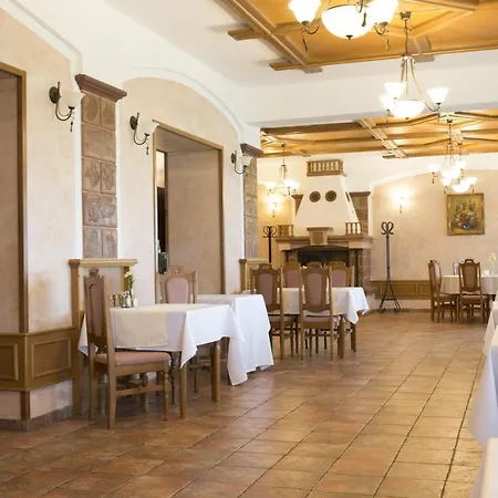 بيت ضيافة Oravia 3*